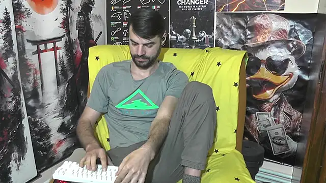 00george online show from April 4, 3:46 am