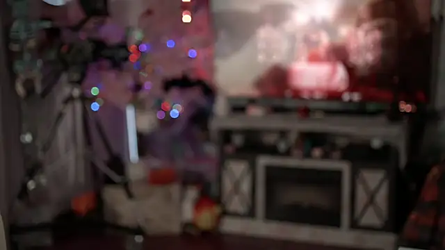 Snapshot of Nikki_Torres chatting on September 18, 1:19 am Nikki Torres online show from September 18, 1:19 am