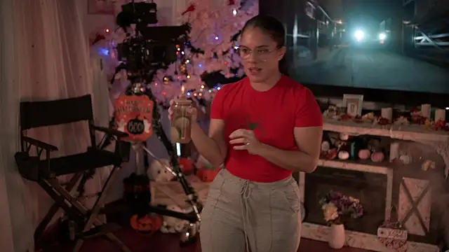 Snapshot of Nikki_Torres chatting on November 4, 2:26 am Nikki Torres online show from November 4, 2:26 am