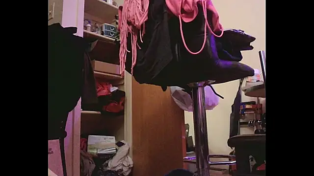 Mikela Alexa online show from December 6, 4:12 pm