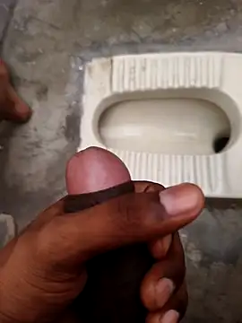 akm a online show from March 25, 5:07 am