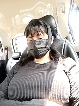 Snapshot of Latin_summer chatting on February 6, 6:46 pm Latin summer online show from February 6, 6:46 pm