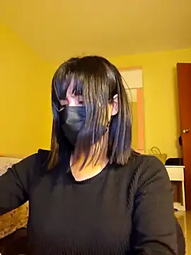 Snapshot of Latin_summer chatting on November 28, 2:23 am Latin summer online show from November 28, 2:23 am