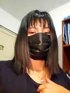 Snapshot of Latin_summer chatting on December 14, 11:43 pm Latin summer online show from December 14, 11:43 pm