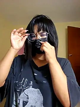 Snapshot of Latin_summer chatting on November 6, 2:26 am Latin summer online show from November 6, 2:26 am