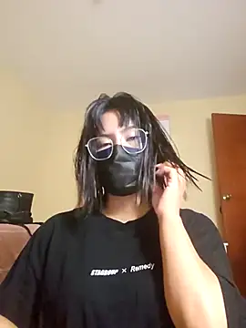 Snapshot of Latin_summer chatting on October 25, 9:48 pm Latin summer online show from October 25, 9:48 pm