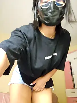 Snapshot of Latin_summer chatting on October 28, 1:39 am Latin summer online show from October 28, 1:39 am