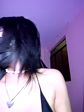 Snapshot of Latin_summer chatting on March 18, 4:29 am Latin summer online show from March 18, 4:29 am