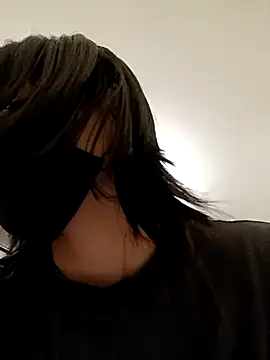 Snapshot of Latin_summer chatting on March 8, 11:07 pm Latin summer online show from March 8, 11:07 pm