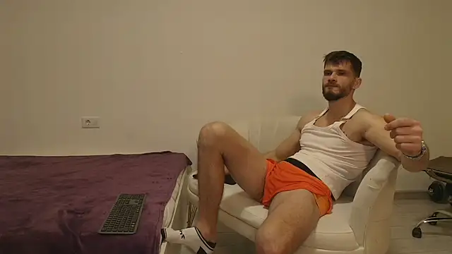 MauroTwin online show from January 18, 5:49 pm