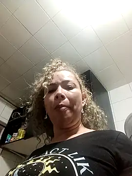 dalilasquirt1 online show from January 5, 5:49 pm