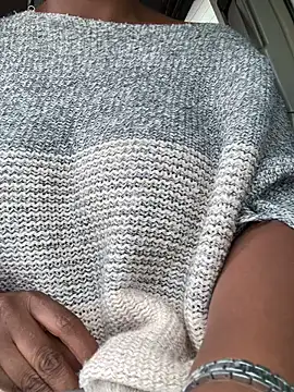 Snapshot of missytrig chatting on March 1, 1:40 pm missytrig online show from March 1, 1:40 pm