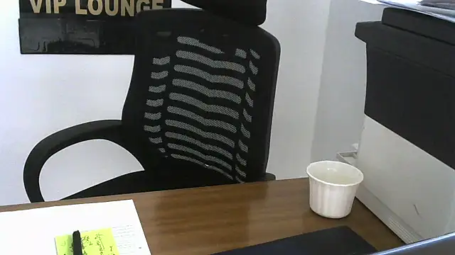 Snapshot of missytrig chatting on January 9, 5:03 am missytrig online show from January 9, 5:03 am