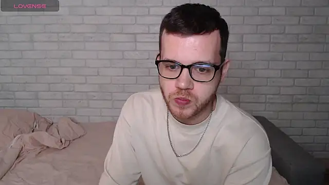 Alexxx horny online show from May 31, 7:03 pm