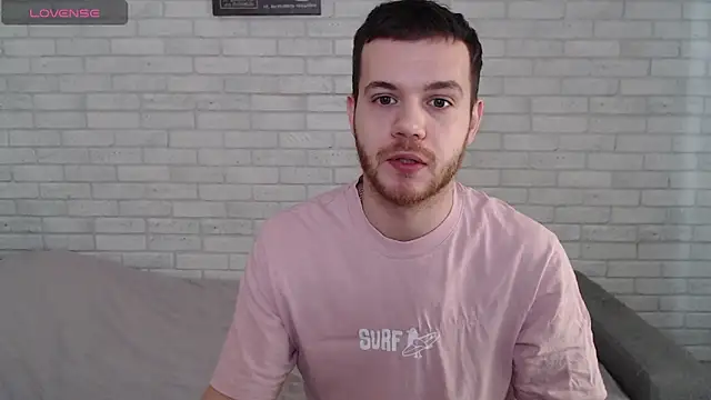 Alexxx horny online show from March 22, 7:32 am