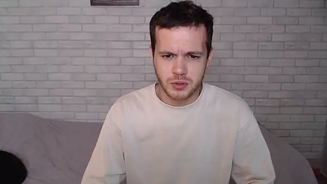 Alexxx horny online show from October 4, 8:49 am