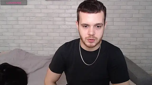 Alexxx horny online show from March 19, 9:09 am