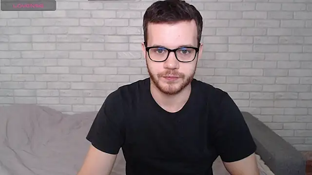 Alexxx horny online show from March 25, 7:52 am