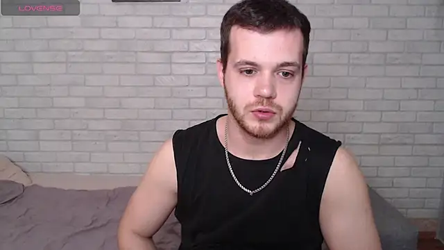 Alexxx horny online show from May 3, 11:26 am