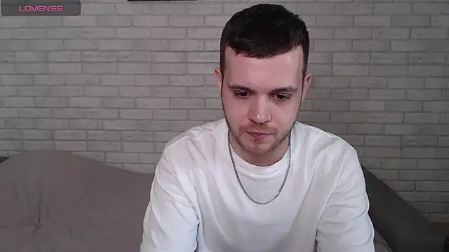 Alexxx horny online show from May 18, 9:25 am