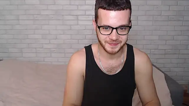 Alexxx horny online show from November 5, 2:09 pm