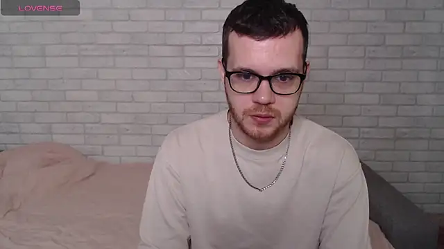 Alexxx horny online show from June 1, 7:08 am