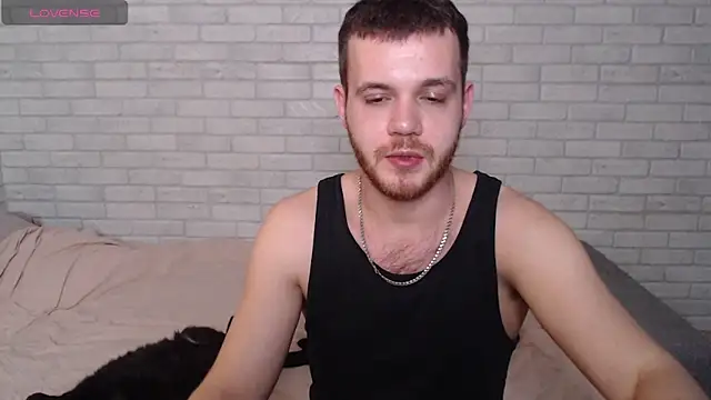 Alexxx horny online show from April 6, 7:48 pm