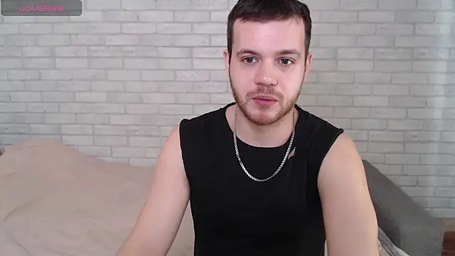 Alexxx horny online show from April 21, 6:53 am