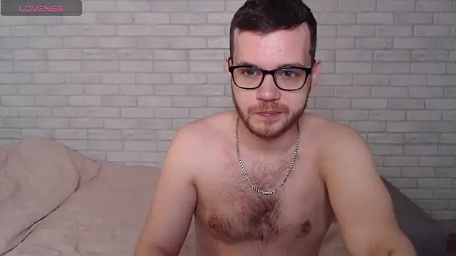 Alexxx horny online show from June 26, 4:40 am