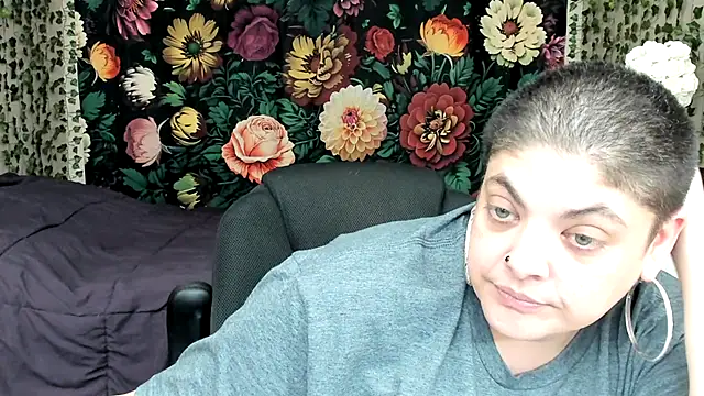 Exotic-Melons online show from January 26, 4:20 am