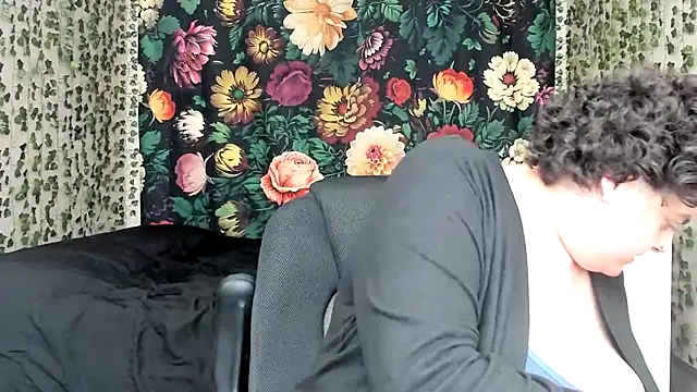 Exotic-Melons online show from October 28, 6:51 pm