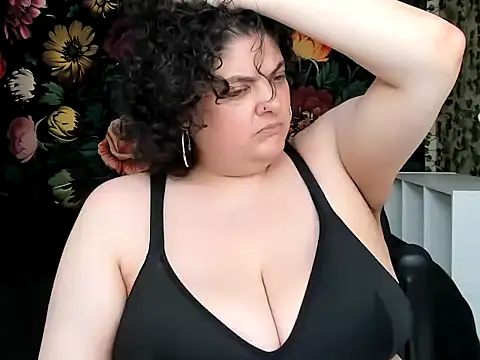 Snapshot of Exotic-Melons chatting on May 22, 9:57 pm Exotic-Melons online show from May 22, 9:57 pm
