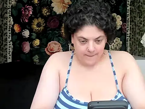 Exotic-Melons online show from October 24, 4:50 pm