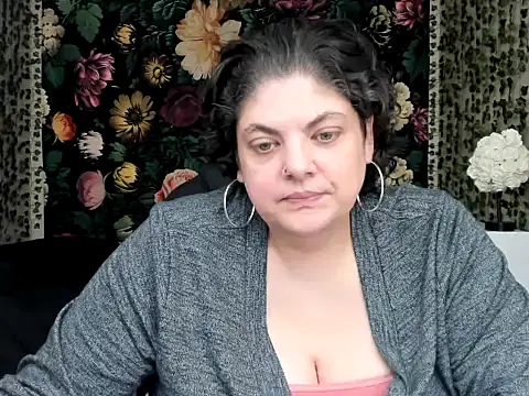 Exotic-Melons online show from December 14, 8:03 pm