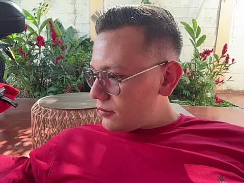 simon and david online show from February 4, 7:31 pm