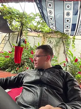 simon and david online show from October 30, 6:05 pm