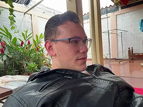 simon and david online show from November 9, 9:41 pm