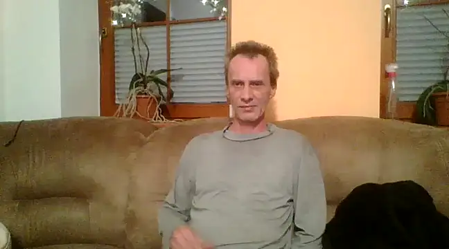 Snapshot of xxBareBabyxx chatting on December 12, 8:53 pm xxBareBabyxx online show from December 12, 8:53 pm