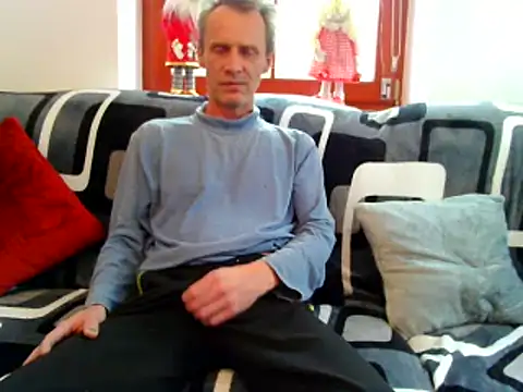 Snapshot of xxBareBabyxx chatting on January 5, 1:04 pm xxBareBabyxx online show from January 5, 1:04 pm