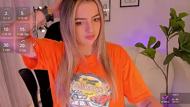 AmyWood online show from January 6, 1:26 pm