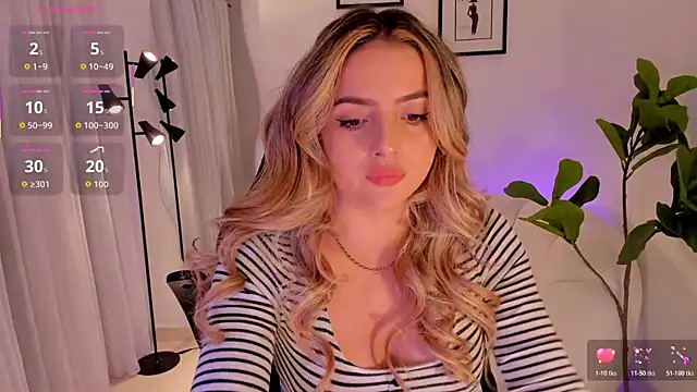 AmyWood online show from January 9, 7:43 pm