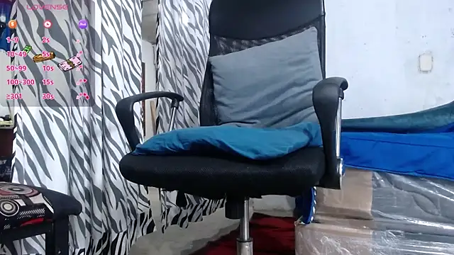 kilian xx online show from April 7, 4:58 am