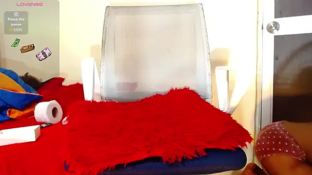 kilian xx online show from October 22, 12:04 pm