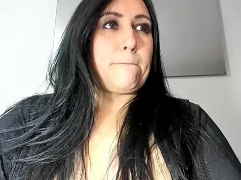 foxy-porn1 online show from October 21, 9:25 pm