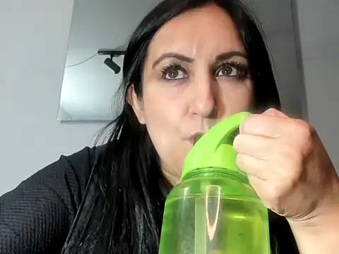 foxy-porn1 online show from March 6, 8:48 pm