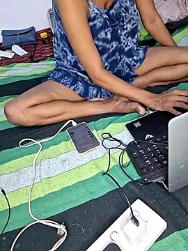 preya6 online show from June 6, 8:03 pm