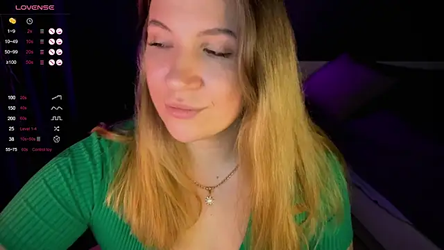 Snapshot of Fairy__Sofia chatting on January 17, 8:24 am Fairy Sofia online show from January 17, 8:24 am