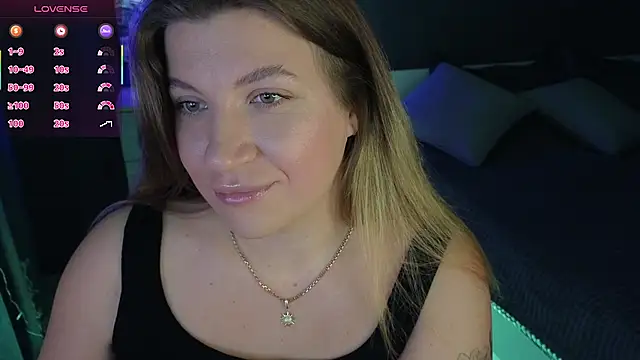 Snapshot of Fairy__Sofia chatting on March 18, 8:28 am Fairy Sofia online show from March 18, 8:28 am