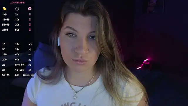 Snapshot of Fairy__Sofia chatting on October 21, 10:25 am Fairy Sofia online show from October 21, 10:25 am