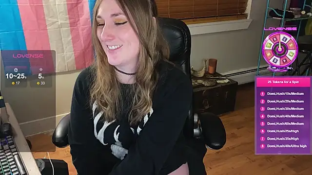 luluvaladon online show from February 16, 5:50 am